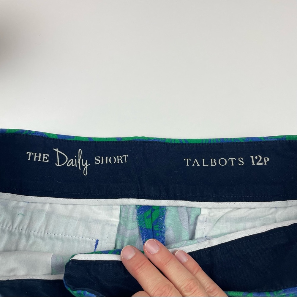 Talbots The Daily Shorts Blue Green Floral Tropical Women Size 12 Petite - Picture 2 of 6